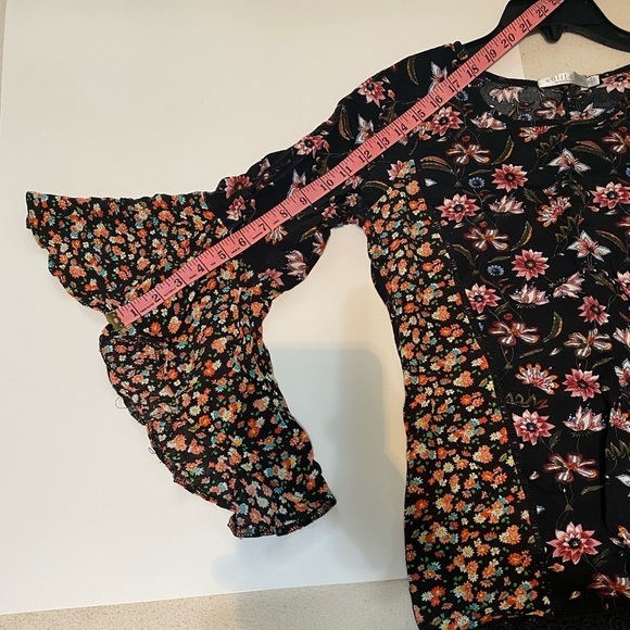 Solitaire by Ravi Khosla Top Size M - Picture 10 of 12